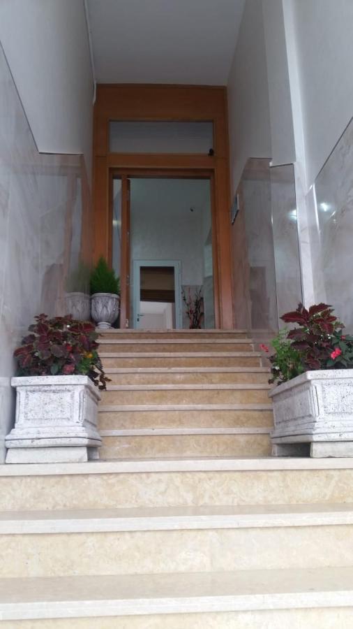 Appartement A Tanger Deux Chambres ภายนอก รูปภาพ